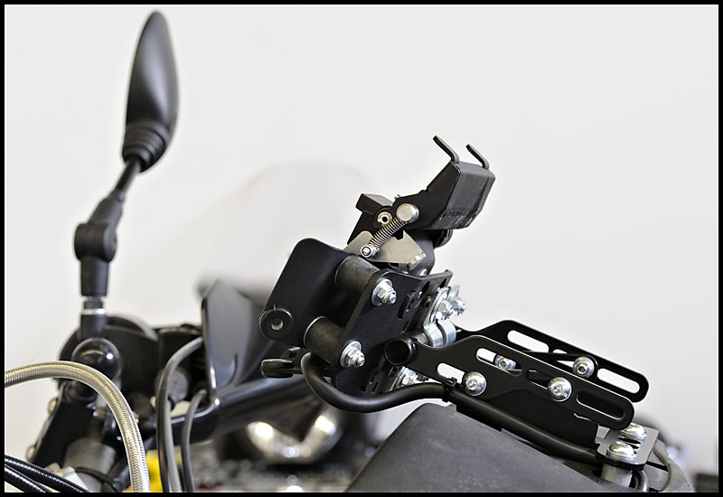 Touratech Locking Mount for Garmin Zumo 660