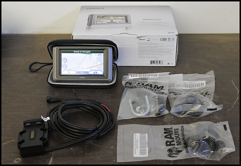 Garmin Zumo660 box contents